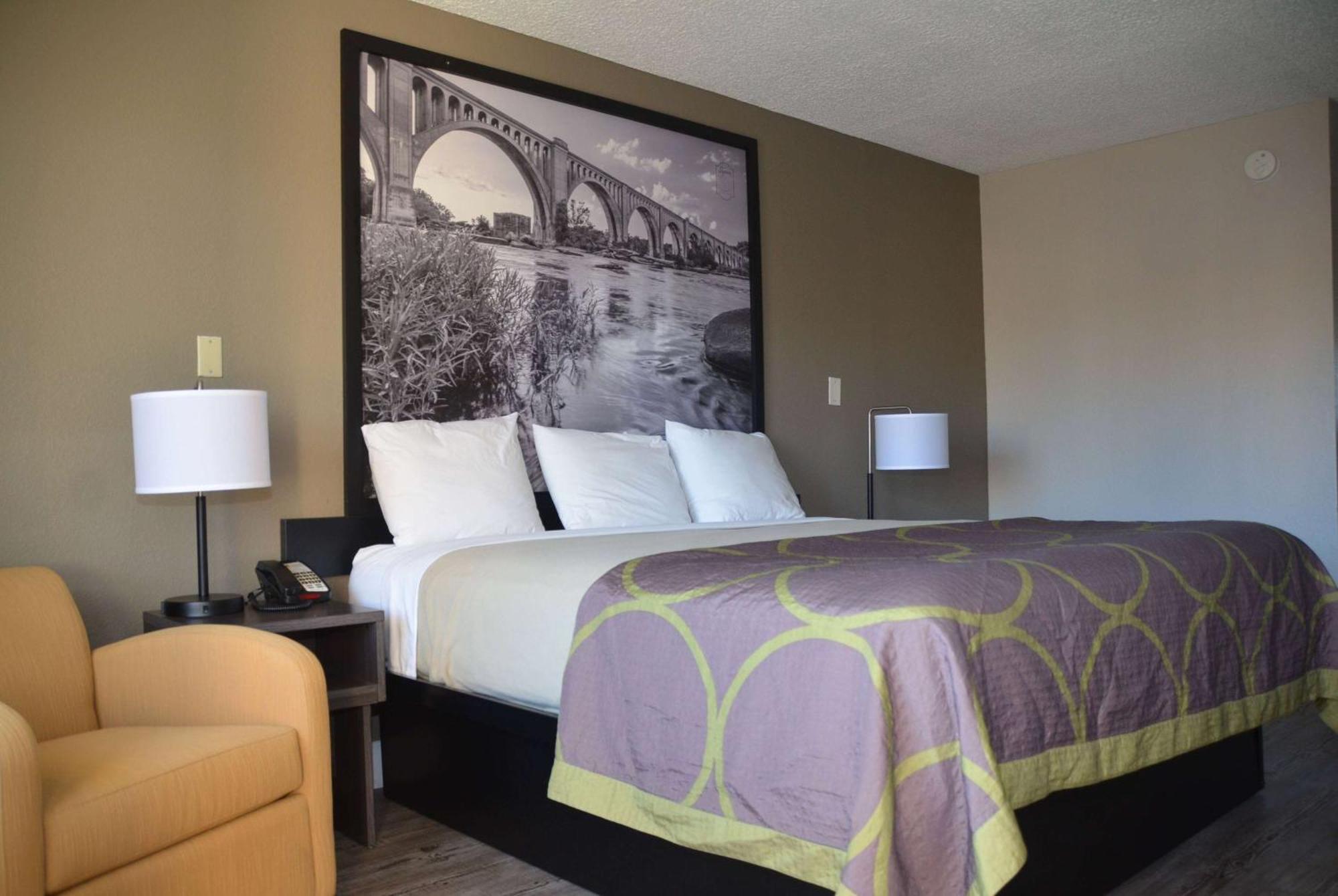 Super 8 By Wyndham Fredericksburg Hotel Exterior photo